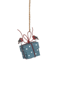 Shoeless joe Christmas Decoration - Robins Tying Present - Choice of Colours