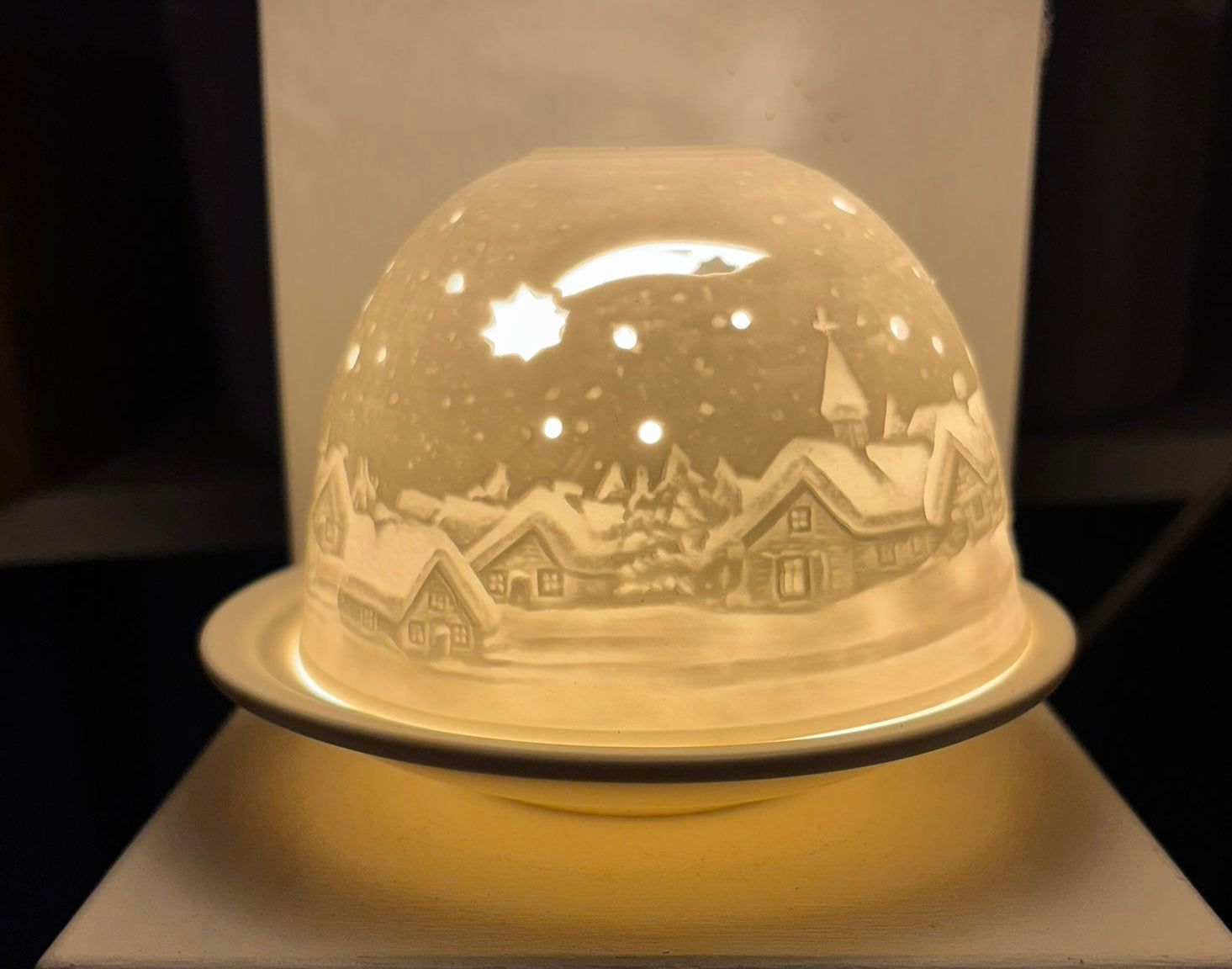 Hellmann Versand Authentic German Ceramic Tea Light Candle Dome - Choice of Designs All year and Christmas