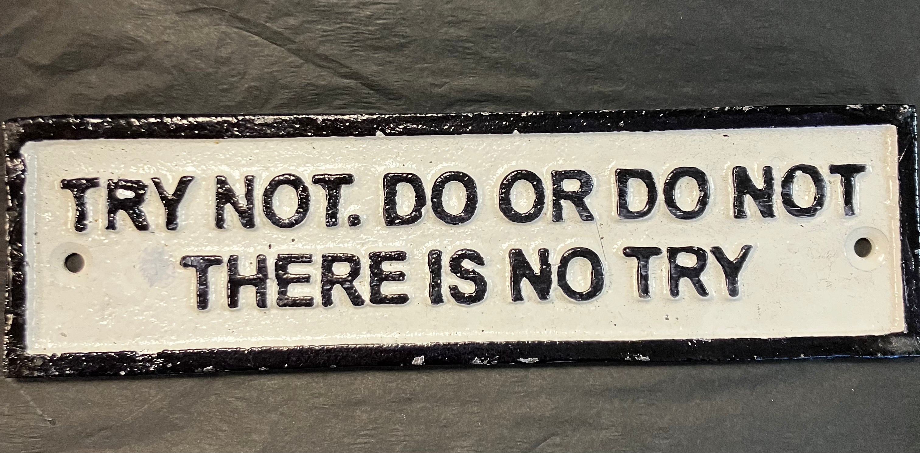 Yoda quote wall sign