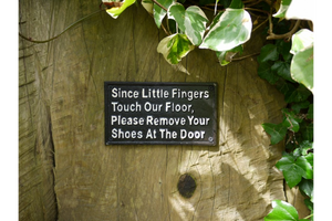 Cast Iron Sign Remove Shoes