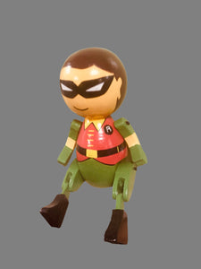 Robin wooden sculpture