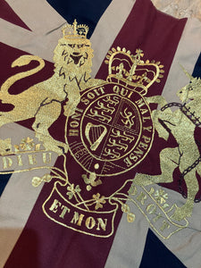 Gold UK crest